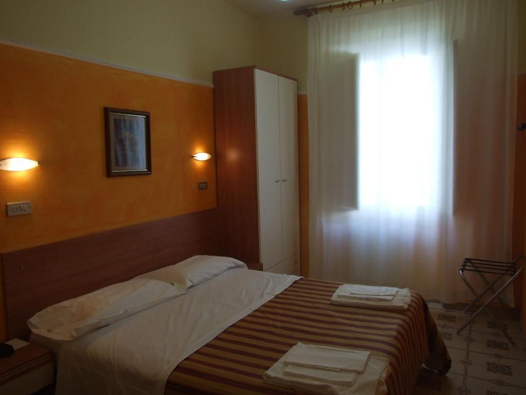Hotel Midy Viareggio Extérieur photo